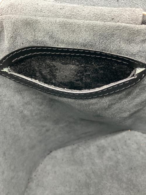 LOUIS VUITTON（ルイ ヴィトン）LOUIS VUITTON (ルイ ヴィトン) 	エピ カンヌ ブラック×ゴールドの古着・服飾アイテム