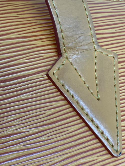 LOUIS VUITTON（ルイ ヴィトン）LOUIS VUITTON (ルイ ヴィトン) エピ サンジャック ショッピング イエロー×パープルの古着・服飾アイテム