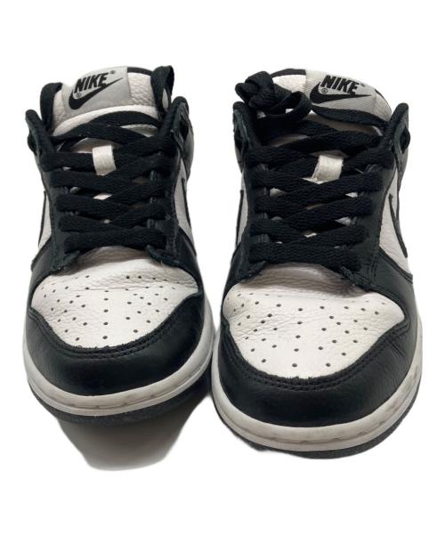 NIKE（ナイキ）NIKE (ナイキ) ローカットスニーカー ホワイト×ブラック サイズ:22.5の古着・服飾アイテム
