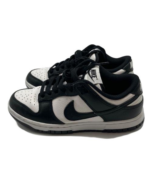 NIKE（ナイキ）NIKE (ナイキ) ローカットスニーカー ホワイト×ブラック サイズ:22.5の古着・服飾アイテム