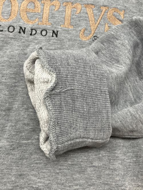 Burberry's（バーバリー）Burberry's (バーバリー) 90sロゴ刺繍スウェット　白タグ　古着 グレー サイズ:Lの古着・服飾アイテム