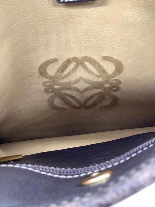LOEWE（ロエベ）LOEWE (ロエベ) アナグラムスエードショルダーバッグ ベージュの古着・服飾アイテム