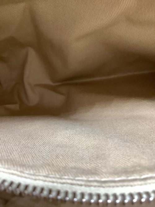 JIMMY CHOO（ジミーチュウ）JIMMY CHOO (ジミーチュウ) 	CHERI ホワイトの古着・服飾アイテム