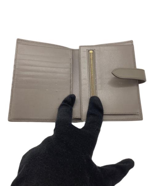 CELINE（セリーヌ）CELINE (セリーヌ) 	ミディアムストラップウォレット グレーの古着・服飾アイテム