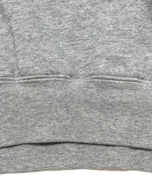 FOG ESSENTIALS（フィアオブゴッド エッセンシャル）FOG ESSENTIALS (フィアオブゴッド エッセンシャル) プルオーバーパーカー ライトグレー サイズ:Sの古着・服飾アイテム