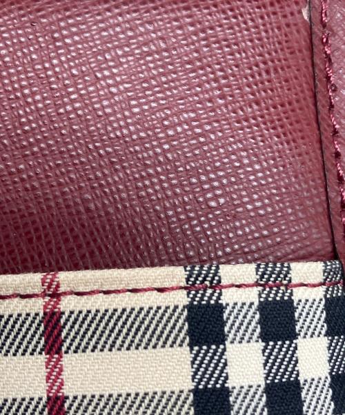 BURBERRY（バーバリー）BURBERRY (バーバリー) ショルダーバッグ レッド×ベージュの古着・服飾アイテム