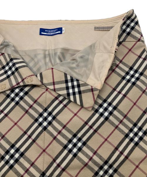 BURBERRY BLUE LABEL（バーバリー ブルー レーベル）BURBERRY BLUE LABEL (バーバリー ブルー レーベル) スカート　ノバチェック　Y2K ベージュ サイズ:38の古着・服飾アイテム