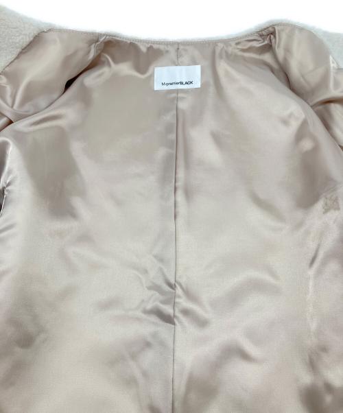 M-premierBLACK（エムプルミエブラック）M-premierBLACK (エムプルミエブラック) フェイクファーノーカラーコート　2025モデル ホワイト サイズ:38の古着・服飾アイテム