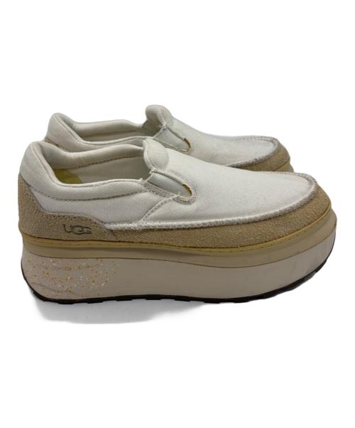 UGG（アグ）UGG (アグ) キャンバススリッポン アイボリー サイズ:25の古着・服飾アイテム