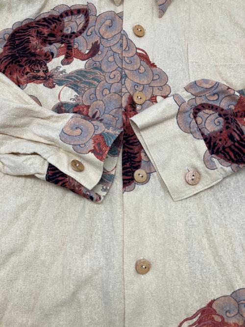MAKANA LEI（マカナレイ）MAKANA LEI (マカナレイ) 和柄シルクシャツ イエロー サイズ:Ｍの古着・服飾アイテム