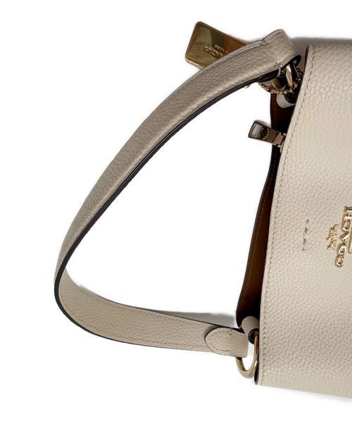 COACH（コーチ）COACH (コーチ) 2WAYバッグ ホワイト×ライトブラウンの古着・服飾アイテム