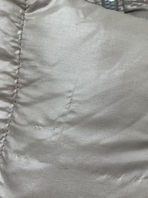 DUVETICA（デュベティカ）DUVETICA (デュベティカ) ダウンコート ベージュ サイズ:40の古着・服飾アイテム