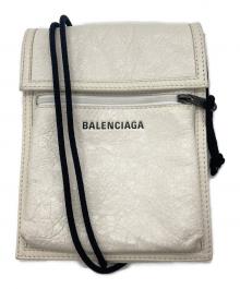 BALENCIAGA（バレンシアガ）の古着「ショルダーポーチ　BALENCIAGA　EXPLORER POUCH STRAP NYLON（バレンシアガ　エクスプローラー ポーチ ストラップ  ニューロン）」｜ホワイト×ブラック