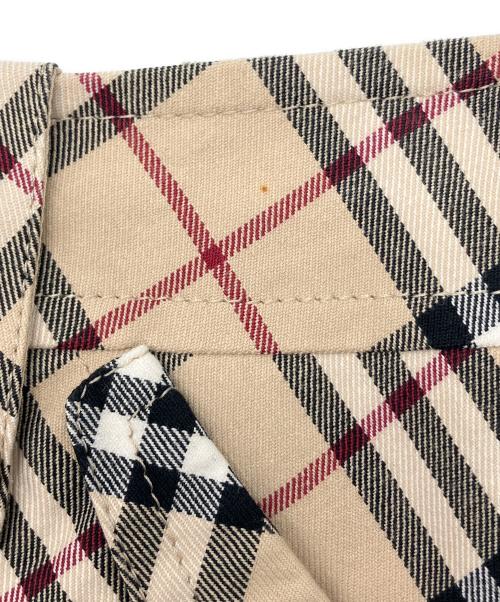 BURBERRY BLUE LABEL（バーバリー ブルー レーベル）BURBERRY BLUE LABEL (バーバリー ブルー レーベル) ノバチェックミニスカート　Y2K ベージュ×ブラック サイズ:36の古着・服飾アイテム