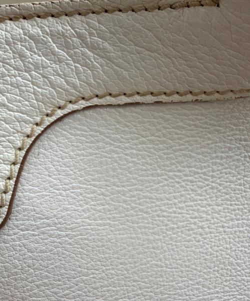 Cartier（カルティエ）Cartier (カルティエ) マルチェロ　ハンドバッグ ホワイトの古着・服飾アイテム