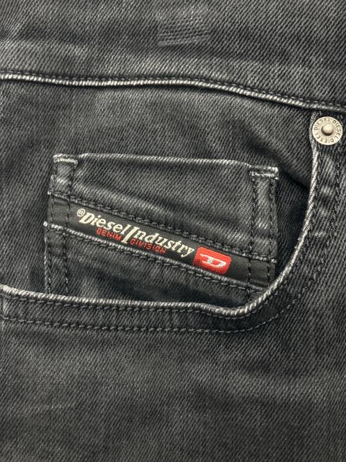 DIESEL（ディーゼル）DIESEL (ディーゼル) デニムパンツ ブラック サイズ:W29×L30の古着・服飾アイテム