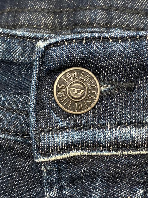 DIESEL（ディーゼル）DIESEL (ディーゼル) ダメージ加工デニムパンツ　THOMMER-Y-T インディゴ サイズ:W31×L32の古着・服飾アイテム