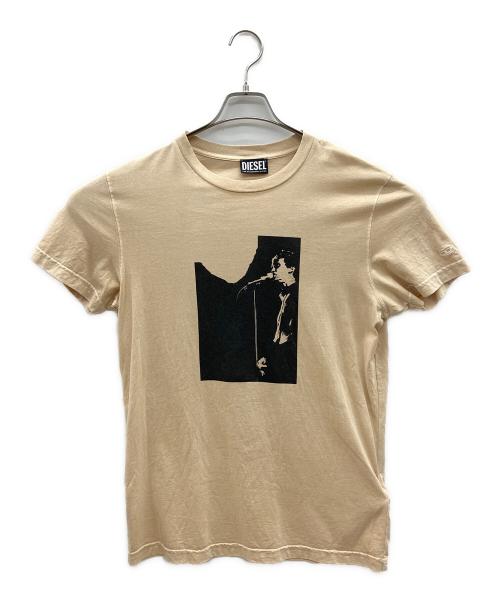 DIESEL（ディーゼル）DIESEL (ディーゼル) Tシャツ ベージュ サイズ:Ｍの古着・服飾アイテム
