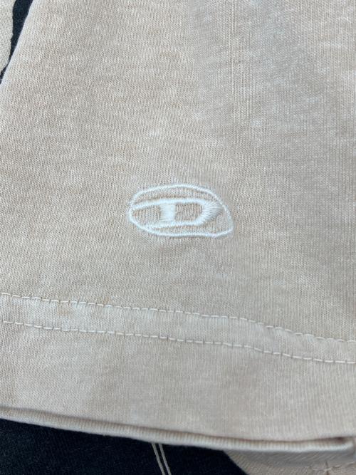 DIESEL（ディーゼル）DIESEL (ディーゼル) Tシャツ ベージュ サイズ:Ｍの古着・服飾アイテム