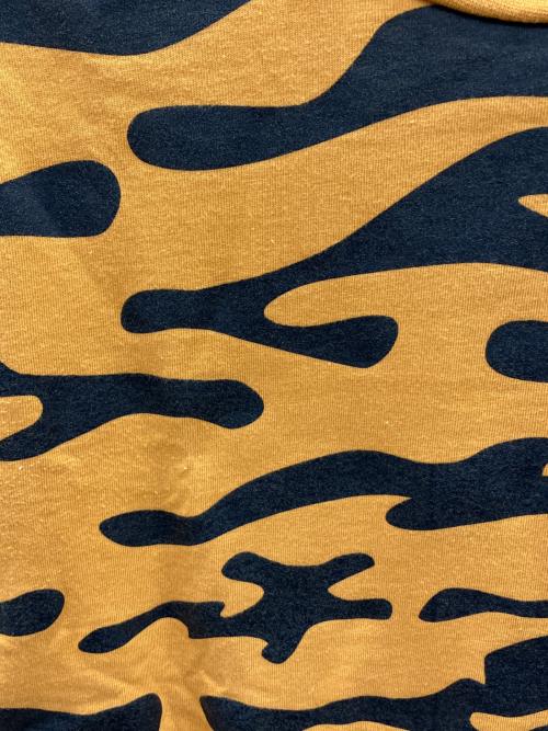 BAPE BY A BATHING APE（ベイプバイアベイシングエイプ）BAPE BY A BATHING APE (ベイプバイアベイシングエイプ) バックロゴプリントピチT　Y2K イエロー×ブラック サイズ:Sの古着・服飾アイテム
