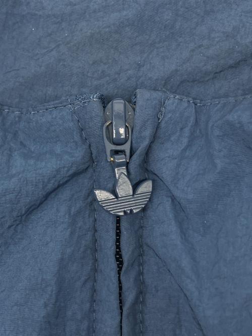 adidas（アディダス）adidas (アディダス) ナイロンジャケット ネイビー×ホワイト サイズ:Lの古着・服飾アイテム