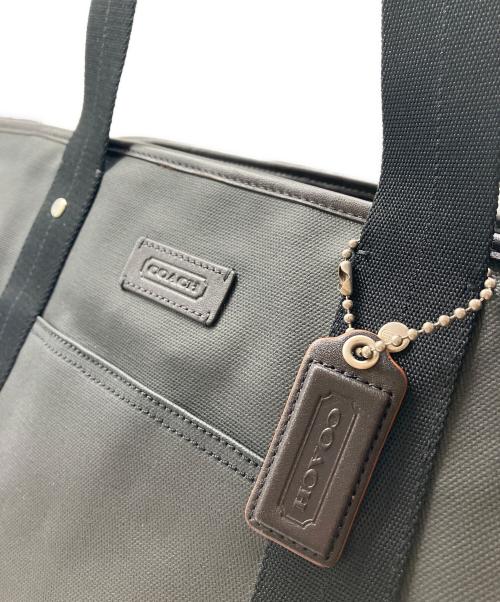 COACH（コーチ）COACH (コーチ) トートバッグ　	COACH（コーチ） グレー×カーキの古着・服飾アイテム