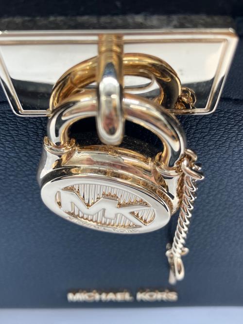 MICHAEL KORS（マイケルコース）MICHAEL KORS (マイケル・コース) HAMILTON サッチェル スモール ブラックの古着・服飾アイテム