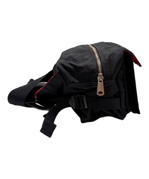 PORTER（ポーター）PORTER (ポーター) エルファインス 	ILS　　コラボボディバッグ ブラック×レッドの古着・服飾アイテム