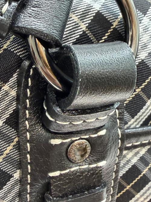 BURBERRY BLUE LABEL（バーバリー ブルー レーベル）BURBERRY BLUE LABEL (バーバリー ブルー レーベル) ミニボストンバッグ ブラック×ホワイト×グレーの古着・服飾アイテム
