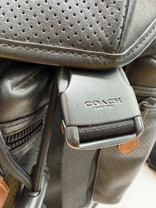 COACH（コーチ）COACH (コーチ) バックパック ブラック×ブラウンの古着・服飾アイテム