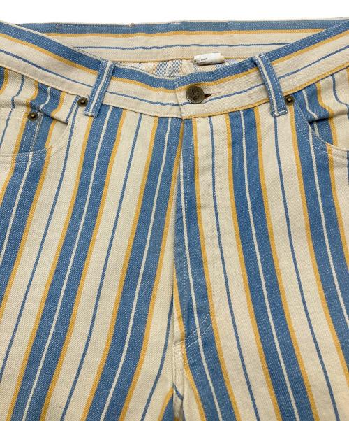 KENZO JEANS（ケンゾージーンズ）KENZO JEANS (ケンゾージーンズ) デニムパンツ　ストライプ アイボリー×ブルー サイズ:US.32の古着・服飾アイテム