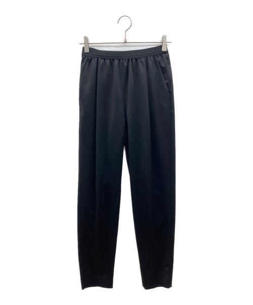 LE PHIL（ル フィル）LE PHIL (ル フィル) テーパードサテンパンツ ブラックの古着・服飾アイテム