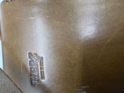 Herz（ヘルツ）Herz (ヘルツ) レザーショルダーバッグ オリーブの古着・服飾アイテム