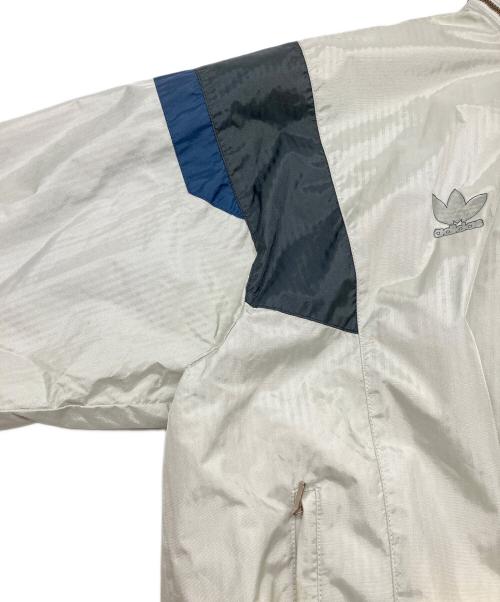 adidas（アディダス）adidas (アディダス) 80sナイロンパーカー　テサント　古着 ホワイト サイズ:98-6の古着・服飾アイテム