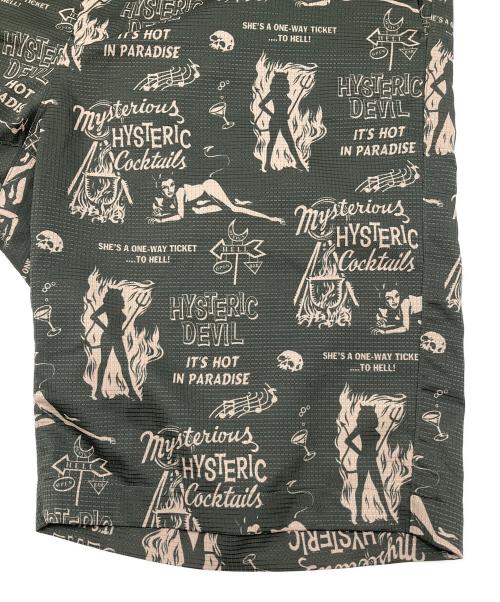 Hysteric Glamour（ヒステリックグラマー）Hysteric Glamour (ヒステリックグラマー) DEVILS COCKTAIL総柄ショートパンツ グリーン×ホワイト サイズ:Lの古着・服飾アイテム