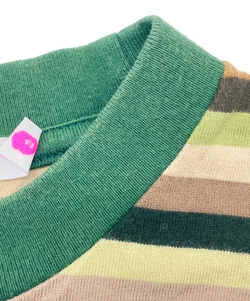 A BATHING APE（アベイシングエイプ）A BATHING APE (アベイシングエイプ) 半袖カットソー　ボーダー グリーン×カーキ サイズ:TALLの古着・服飾アイテム