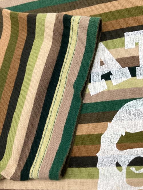 A BATHING APE（アベイシングエイプ）A BATHING APE (アベイシングエイプ) 半袖カットソー　ボーダー グリーン×カーキ サイズ:TALLの古着・服飾アイテム
