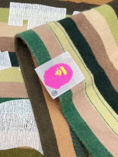 A BATHING APE（アベイシングエイプ）A BATHING APE (アベイシングエイプ) 半袖カットソー　ボーダー グリーン×カーキ サイズ:TALLの古着・服飾アイテム