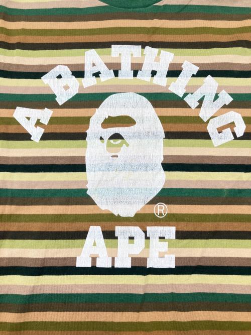 A BATHING APE（アベイシングエイプ）A BATHING APE (アベイシングエイプ) 半袖カットソー　ボーダー グリーン×カーキ サイズ:TALLの古着・服飾アイテム