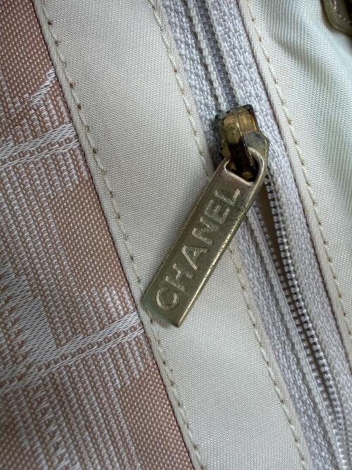 CHANEL（シャネル）CHANEL (シャネル) 	ニュートラベルライン ベージュの古着・服飾アイテム