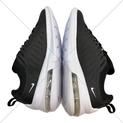 NIKE（ナイキ）NIKE (ナイキ) ローカットスニーカー ブラック×ホワイト サイズ:29の古着・服飾アイテム
