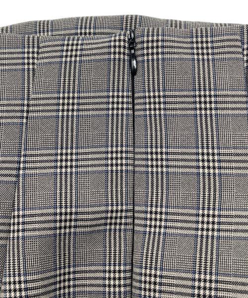naoho（ナオホ）naoho (ナオホ) セットアップ グレー サイズ:不明の古着・服飾アイテム