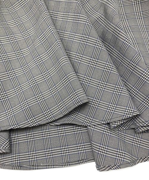 naoho（ナオホ）naoho (ナオホ) セットアップ グレー サイズ:不明の古着・服飾アイテム