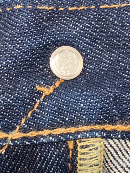 LEVI'S（リーバイス）LEVI'S (リーバイス) 505セルビッチデニムパンツ　赤耳 インディゴ サイズ:W36×L32の古着・服飾アイテム