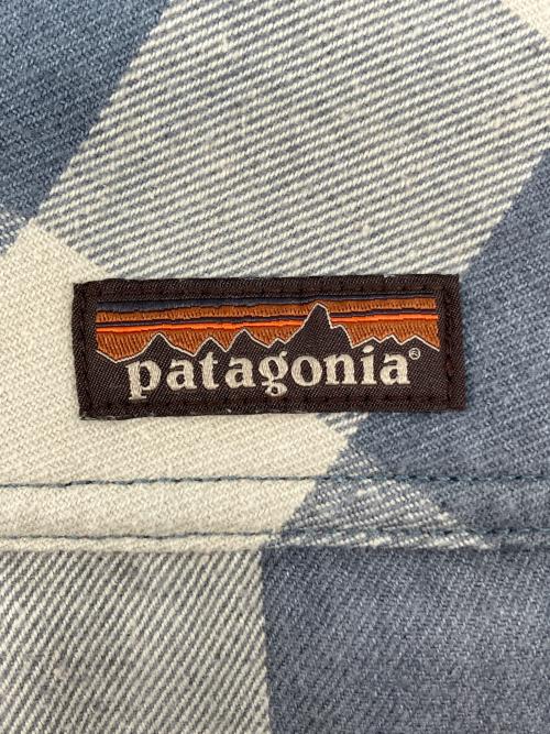 Patagonia（パタゴニア）Patagonia (パタゴニア) 長袖シャツ グレー×ホワイト サイズ:Ｍの古着・服飾アイテム