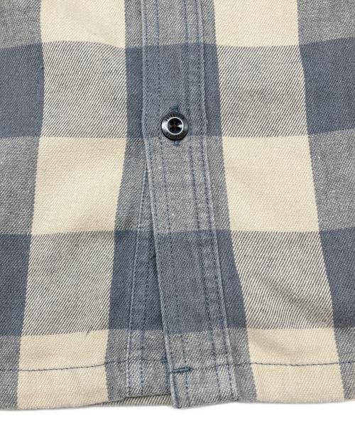 Patagonia（パタゴニア）Patagonia (パタゴニア) 長袖シャツ グレー×ホワイト サイズ:Ｍの古着・服飾アイテム