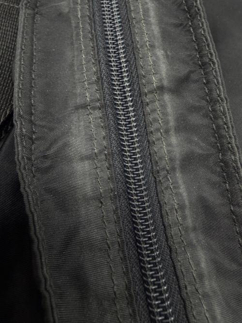 PRADA（プラダ）PRADA (プラダ) ショルダーバッグ ブラックの古着・服飾アイテム