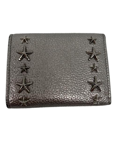 JIMMY CHOO（ジミーチュウ）JIMMY CHOO (ジミーチュウ) 3つ折り財布 シルバーの古着・服飾アイテム