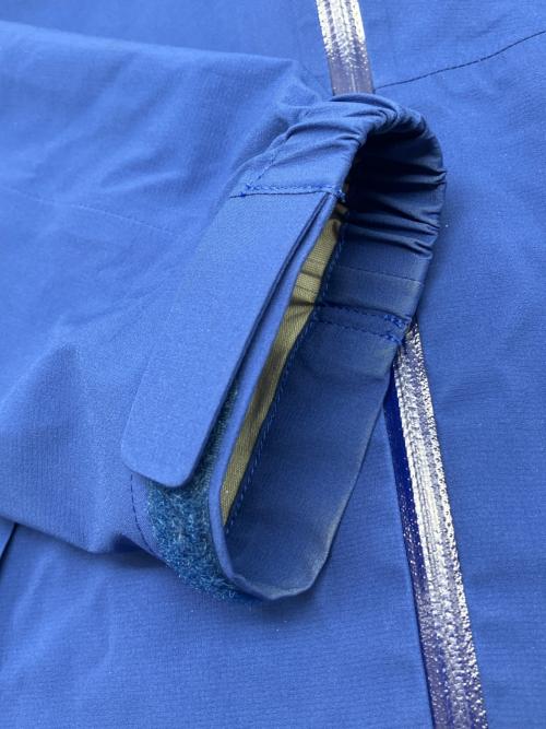 THE NORTH FACE（ザ ノース フェイス）THE NORTH FACE (ザ ノース フェイス) ウインドブレーカー　GORE-TEX ブルー サイズ:Sの古着・服飾アイテム