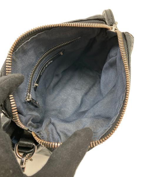 DIESEL（ディーゼル）DIESEL (ディーゼル) チェーンショルダーバッグ ブラックの古着・服飾アイテム